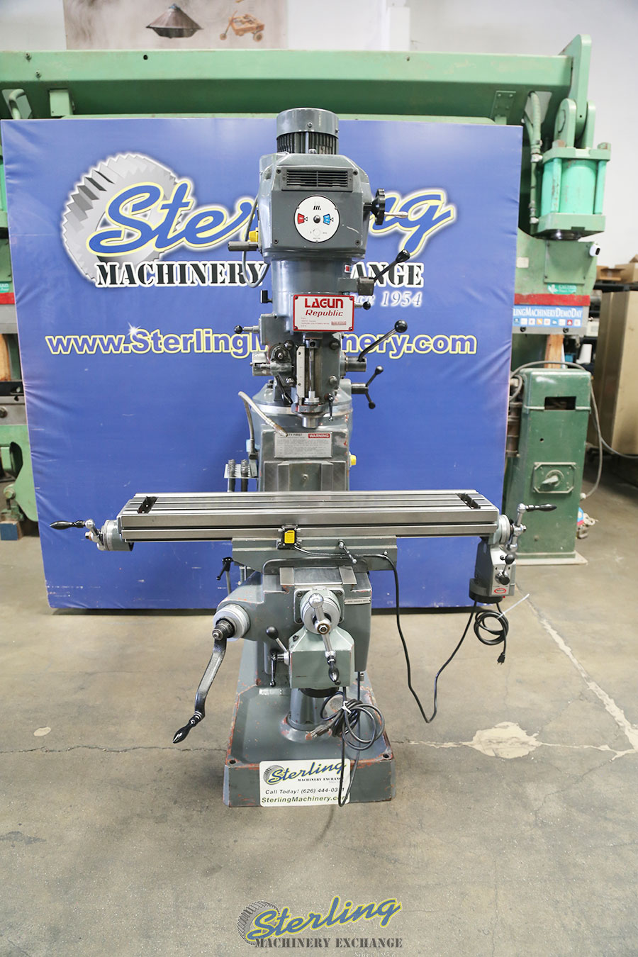 Used Lagun Republic Vertical Milling Machine - Vertical (Bridgeport